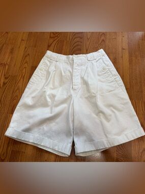 Vintage GAP White Women’s Cotton Bermuda Shorts